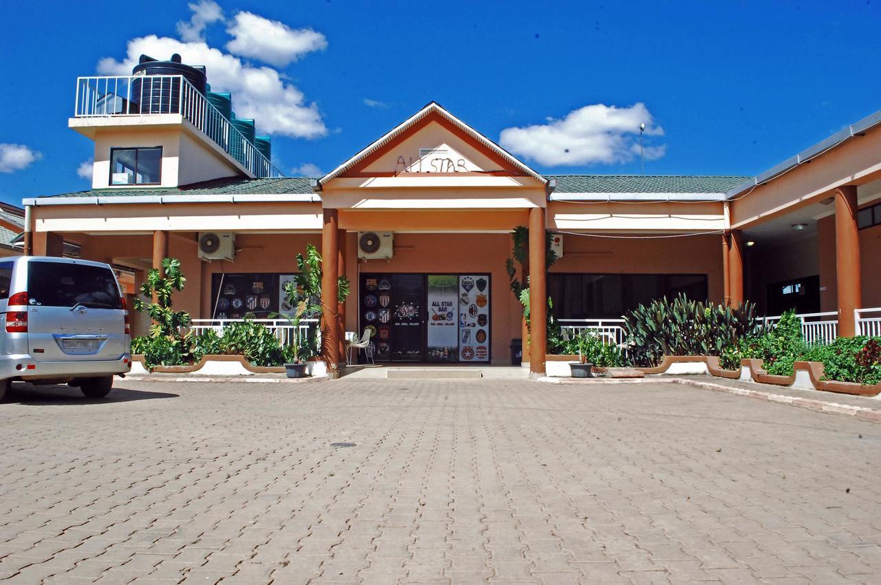 The Big 5 Hotel, Lodge & Camp Lubumbashi 外观 照片