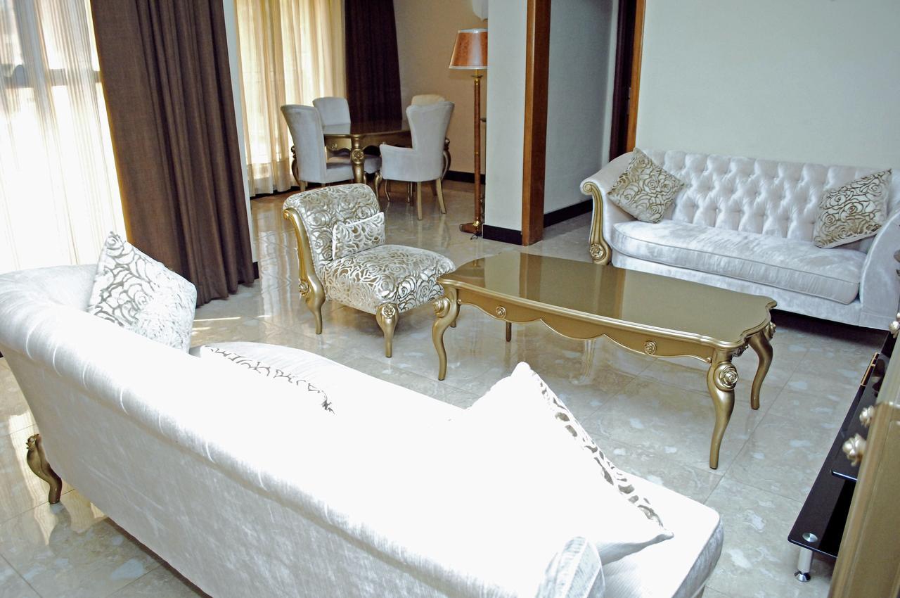 The Big 5 Hotel, Lodge & Camp Lubumbashi 外观 照片